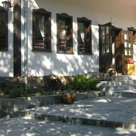 комплекс водопада Hotel 2*